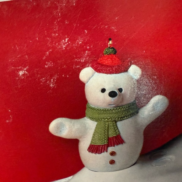 Hollyday Hill Snow Scene Hallmark Ornaments and display base - Picture 2 of 16